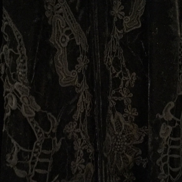 NWOT Priestess Robe, purchased brand new in Salem, Massachusetts - Picture 12 of 16